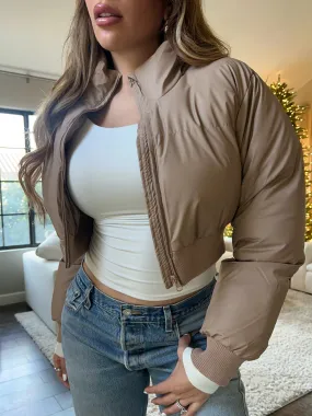 Ellie Cropped Puffer Jacket (Mocha)