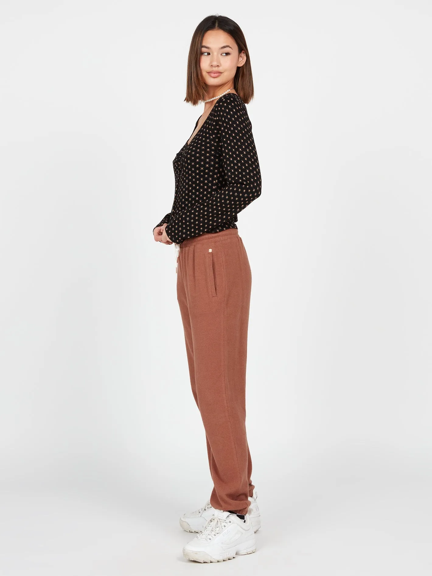 Lived In Lounge Fleece Pants - Dark Clay