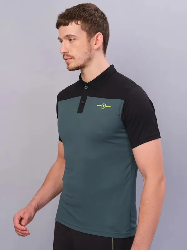 Men Colorblock Relax Fit Polo T-shirt with TECHNO COOL 