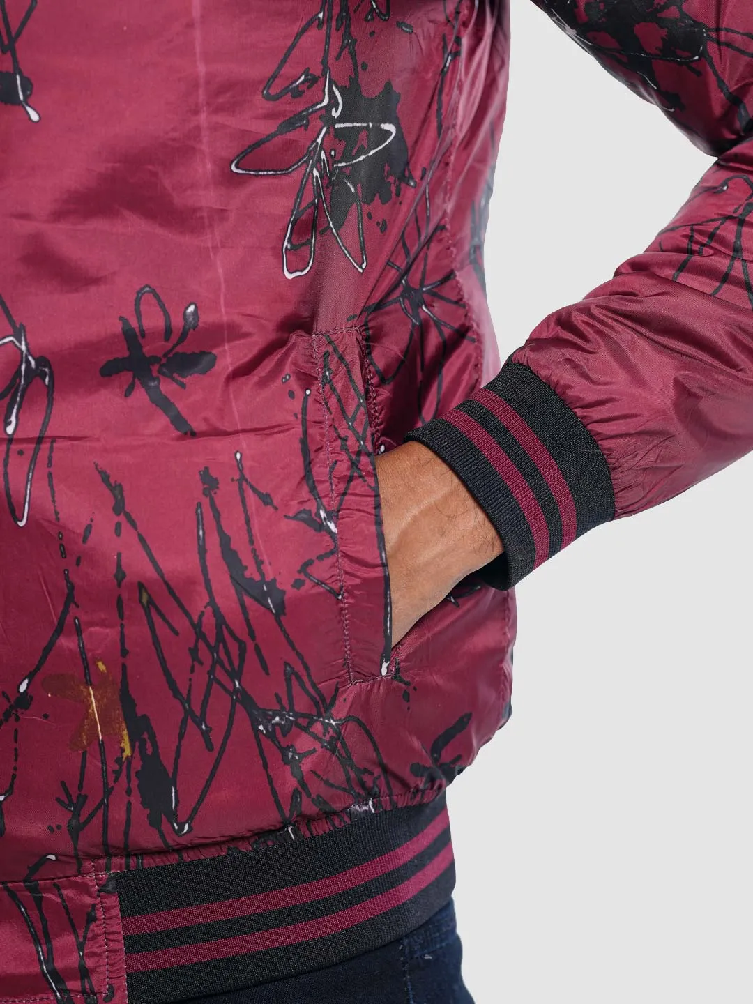 Men's Casual Bomber Jacket in Bee Print