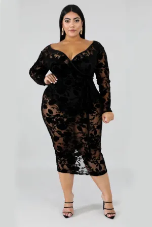 Sexy Plus Size Long Sleeve Lace Cocktail Dress