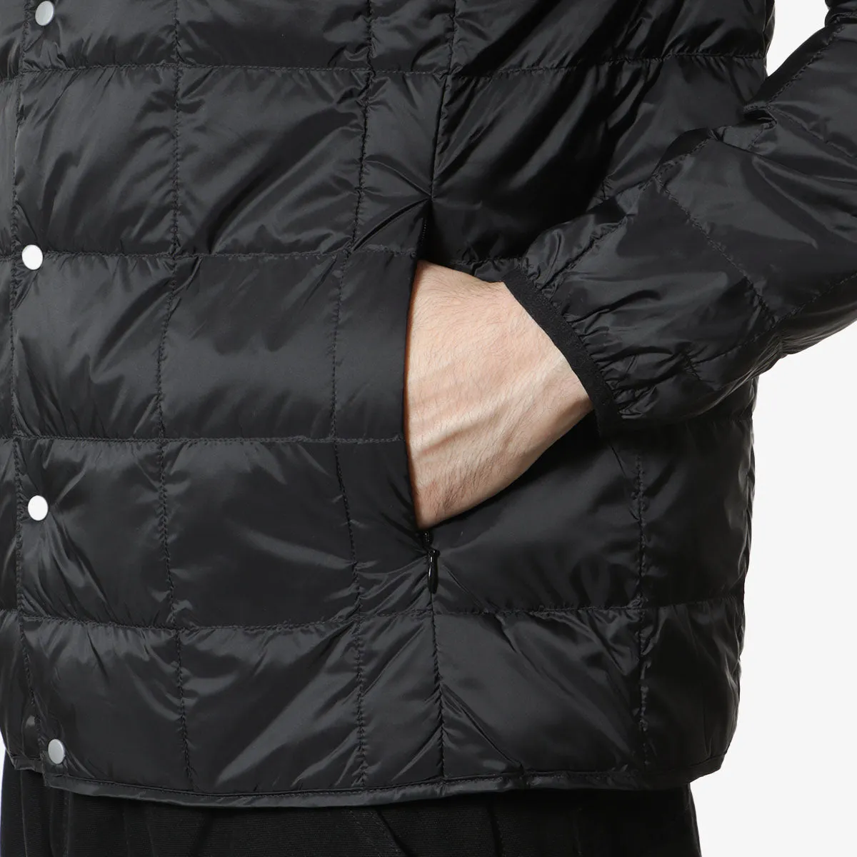 Taion Crew Neck Button Down Jacket